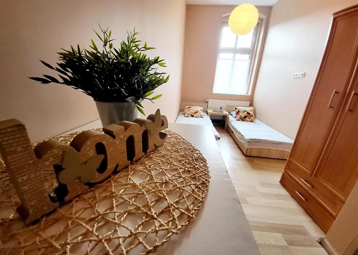 Tanie Spanie Przy Targach Poznanskich - Zameldowanie Bezobslugowe- 홈스테이 포즈난