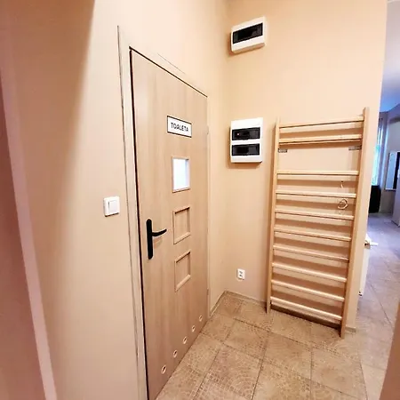 Kwatera prywatna Tanie Spanie Przy Targach Poznańskich - Zameldowanie Bezobsługowe- *