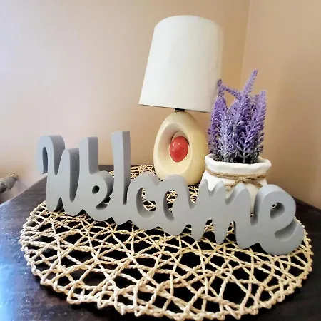 Δωμάτια σε οικογενειακή κατοικία Tanie Spanie Przy Targach Poznanskich - Zameldowanie Bezobslugowe- *