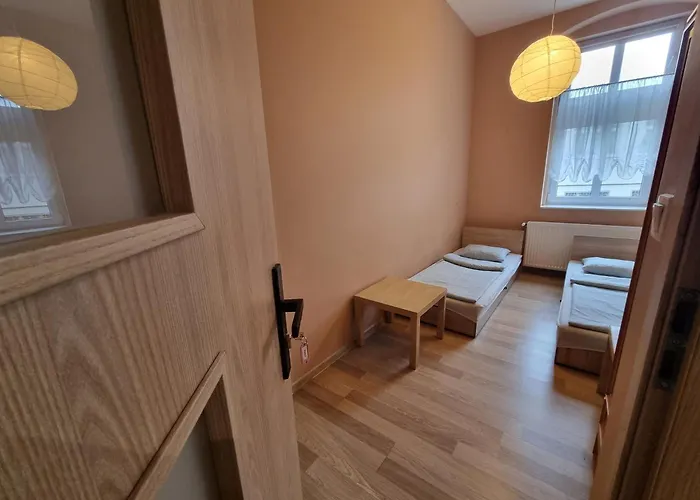 Pansiyon Tanie Spanie Przy Targach Poznanskich - Zameldowanie Bezobslugowe- *